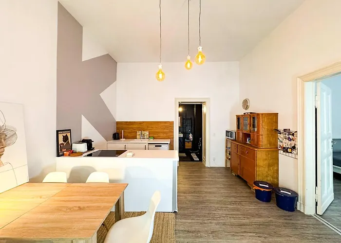 Schoenes In Prenzlauer Berg X Winskiez Lägenhet